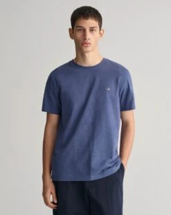 GANT Men's Regular Shield Short Sleeve T-Shirt Dark Jeans Blue -Casa Moda Store gant mens regular shield short sleeve t shirt dark jeans blue northern ireland belfast 127