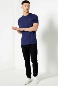 Lyle & Scott Men's Plain T-Shirt Navy -Casa Moda Store lyle scott mens plain t shirt navy northern ireland belfast lisburn 574