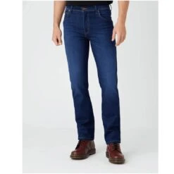 Wrangler Men's Jeans Texas 821 Authentic Straight Leg Stretch In Comfort Zone Blue -Casa Moda Store wrangler mens jeans texas 821 authentic straight leg stretch in comfort zone blue 990